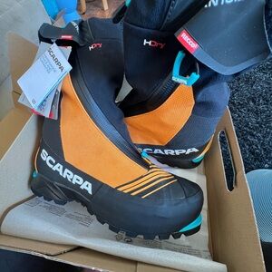 Scarpa Phantom Tech HD Boots - 43.5 Orange and Black